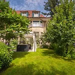 Max Aviation & Inn Bern