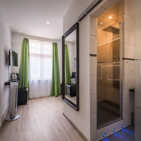 Max Aviation & Värdshus Bern