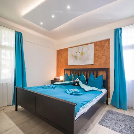 Max Aviation & Mini-hôtel 3*