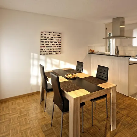 Max Aviation & Värdshus 3*