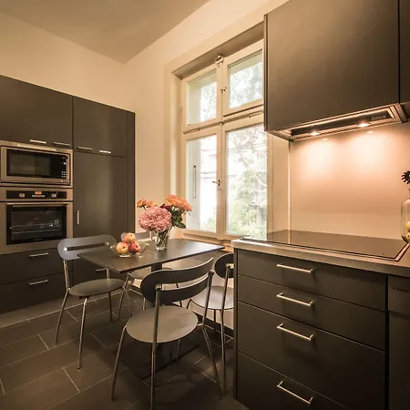 Värdshus Max Aviation & 3*