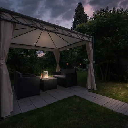 Värdshus Max Aviation & 3*