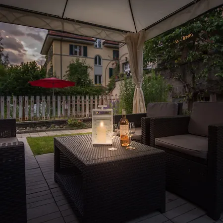 Max Aviation & אורחן 3*