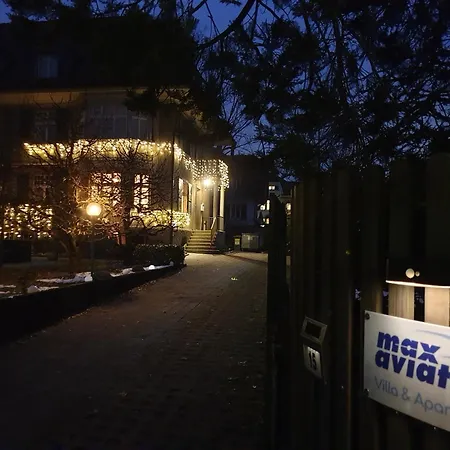 Värdshus Max Aviation & Bern