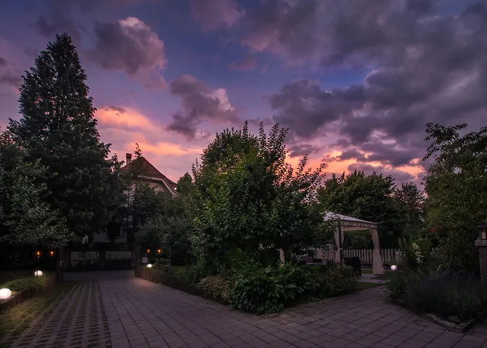 Max Aviation & Kro 3*