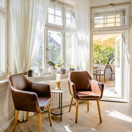 Max Aviation & 3* Berno