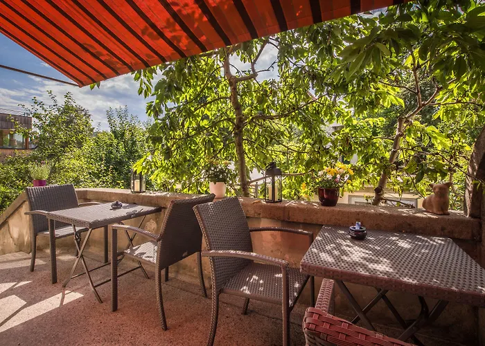 Inn Max Aviation & 3*